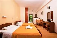 Hotell Sandy Agios Petros (Corfu)