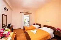Sandy Hotel *